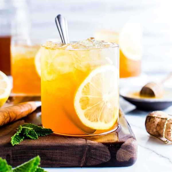 Sweet Tea Prosecco Cocktails