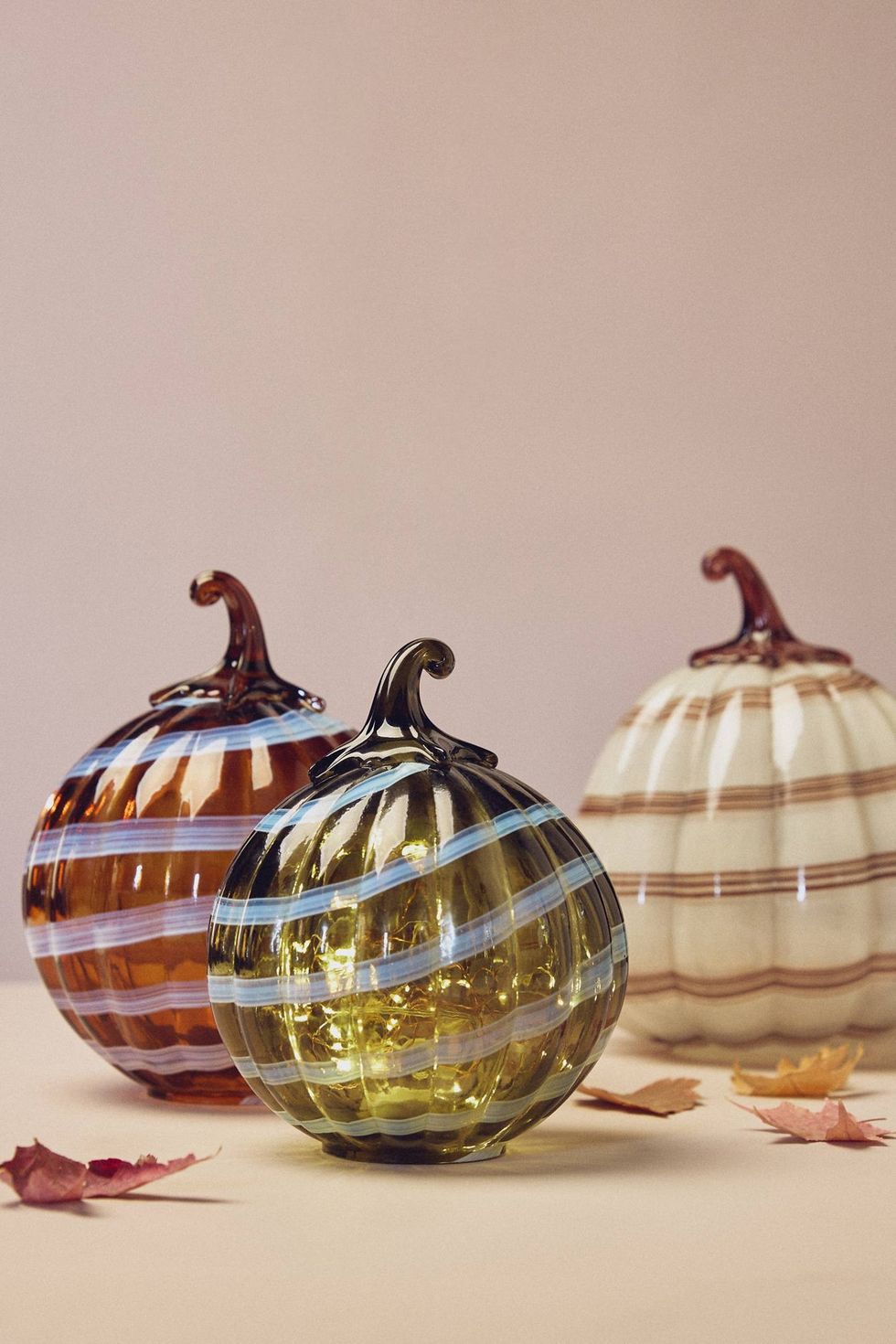Swirl Decorative Glass Pumpkin