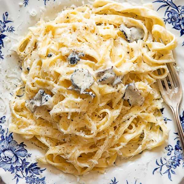 Tagliatelle with Truffle Sauce