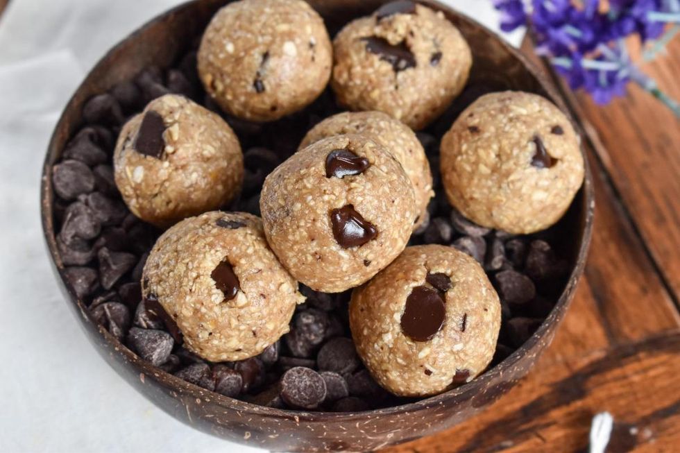 Tahini Chocolate Chip Cookie Vegan Energy Bites
