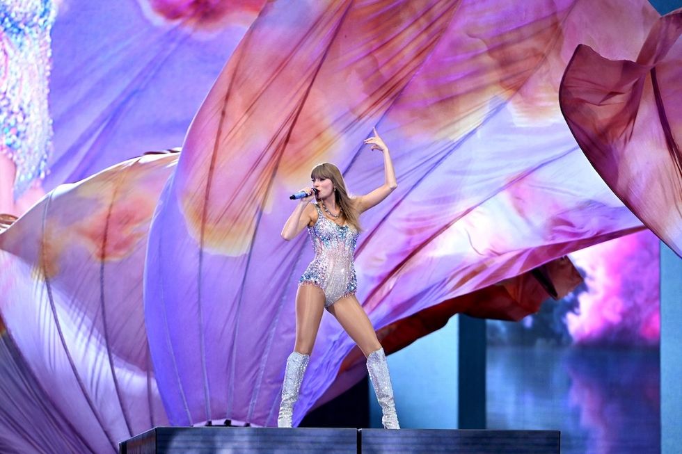 taylor swift concert tickets