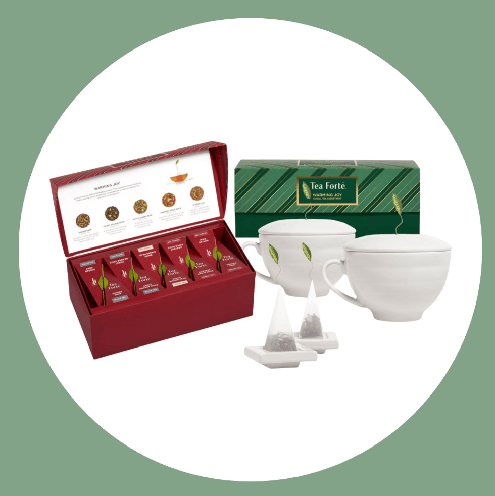 Tea Fort\u00e9 Warming Joy Bundle with 40 Infusers, 2 Caf\u00e9 Cups and Tea Trays