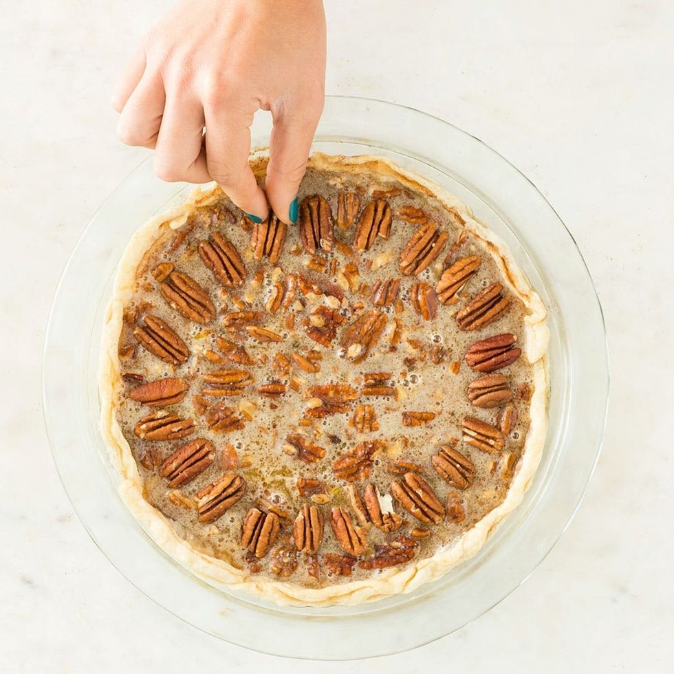 Thanksgiving Cinnamon Pecan Pie Recipe