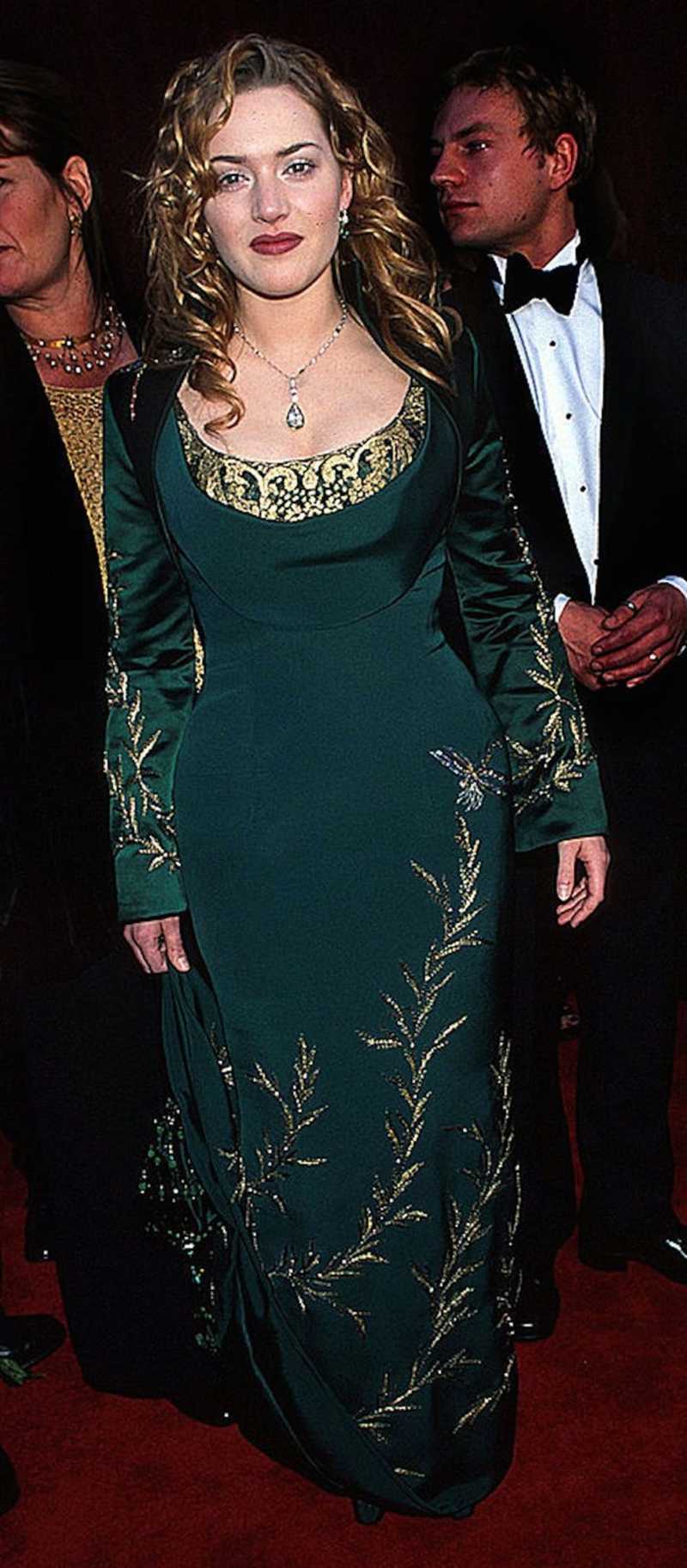 10 Epic Oscar Dresses from the '90s You Would Still Rock Today - Brit + Co