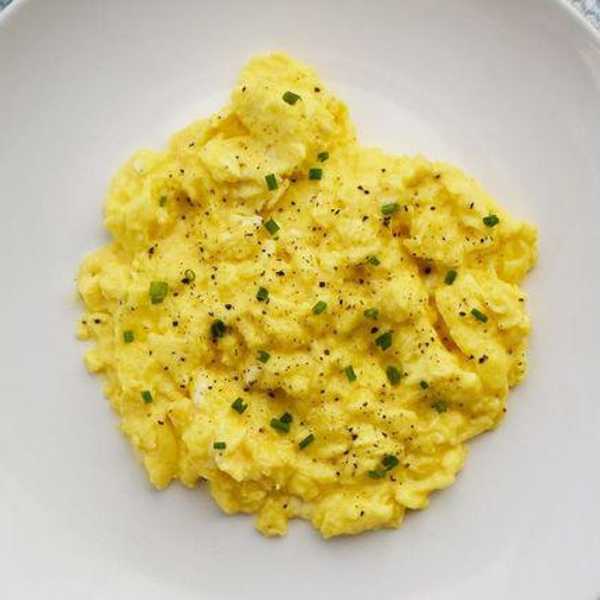 The Best Soft Scrambled Eggs