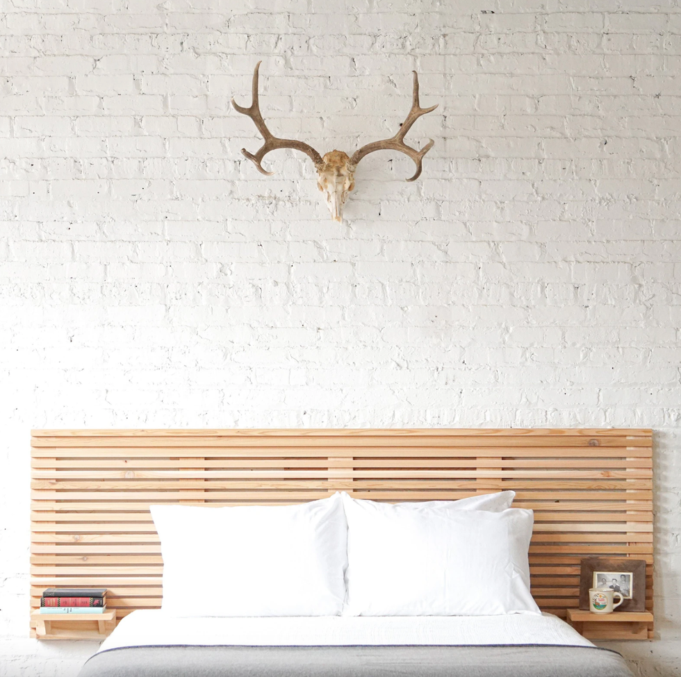 The Big Carolina Headboard with shelves