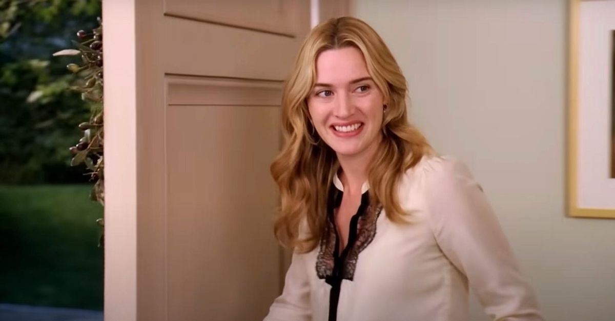 the holiday apple tv show