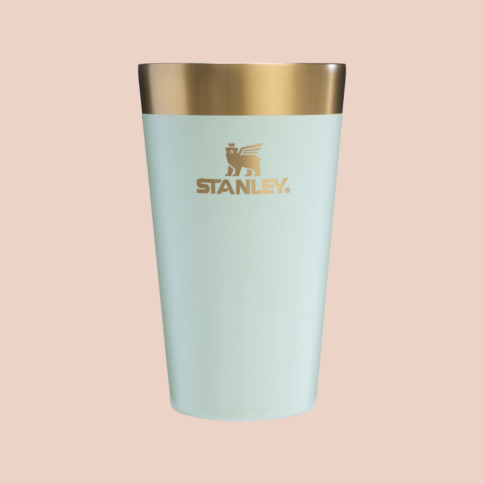 The Holiday Stay-Chill Stacking Pint