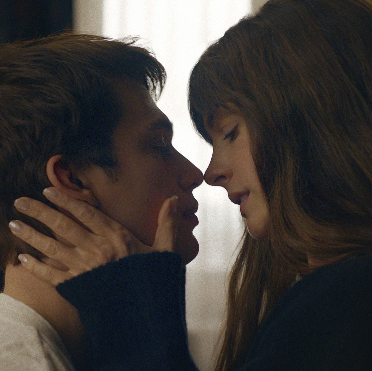 the idea of you anne hathaway Nicholas Galitzine