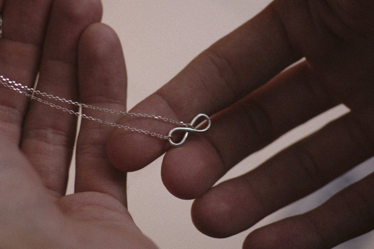 the infinity necklace the summer i turned pretty ending