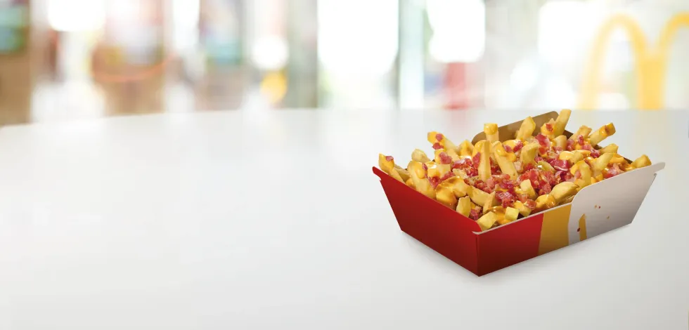 the LeRicche Fries Cheese & Bacon from Mcdonald's Italy