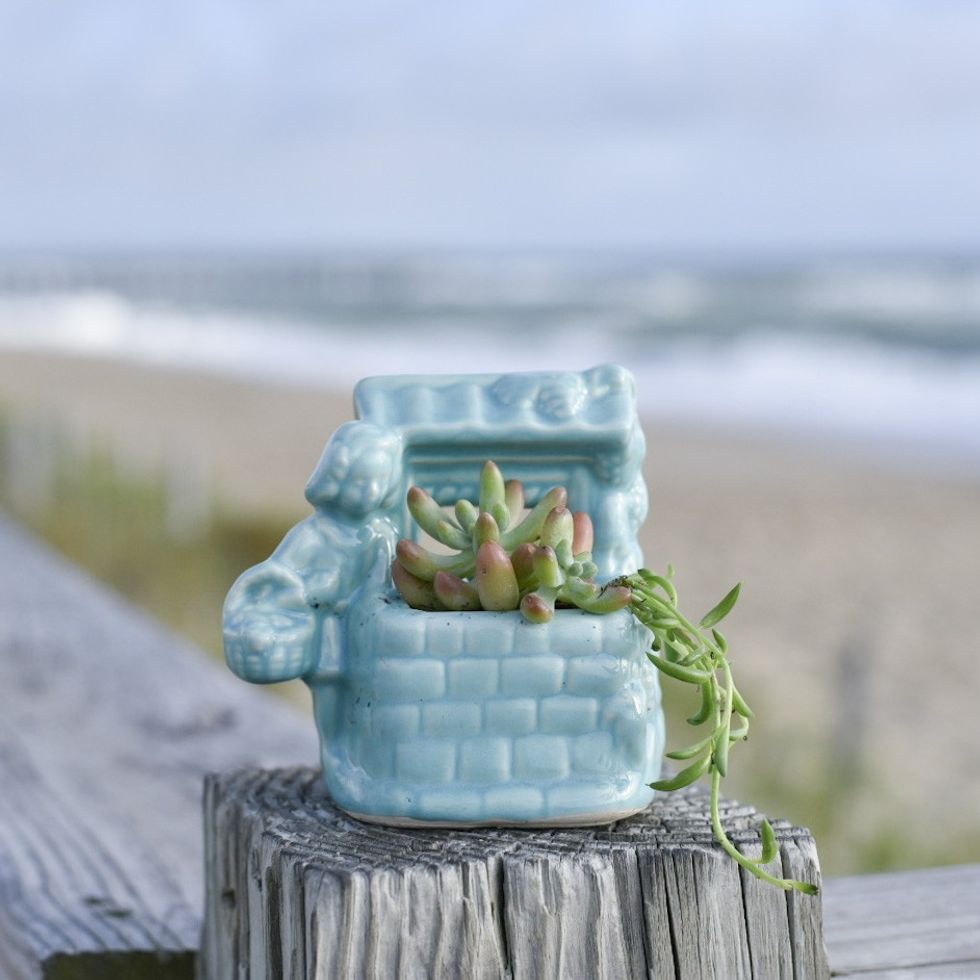 The Outer Banks Candle Company Vintage Wishing Well Planter