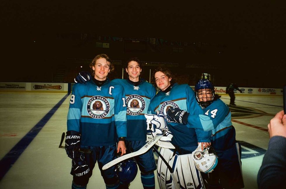 the sticks cast