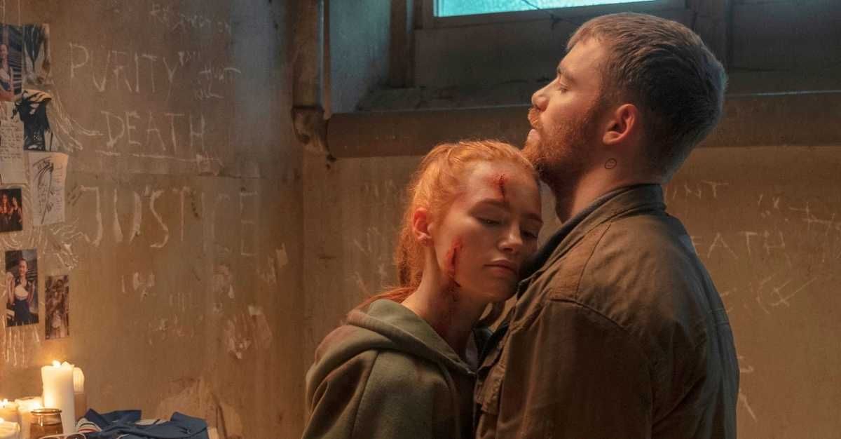 the strangers chapter 3 madelaine petsch