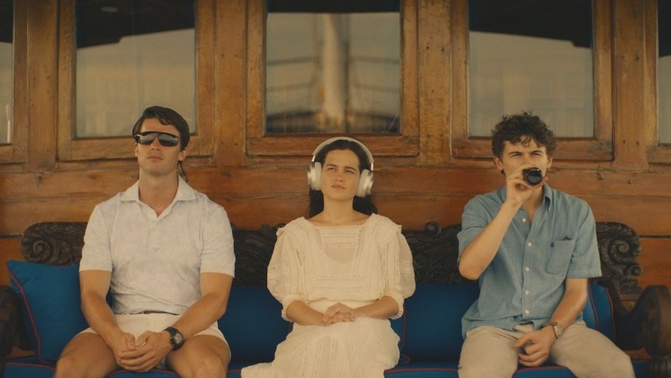 the white lotus season 3 piper saxon and lochlan