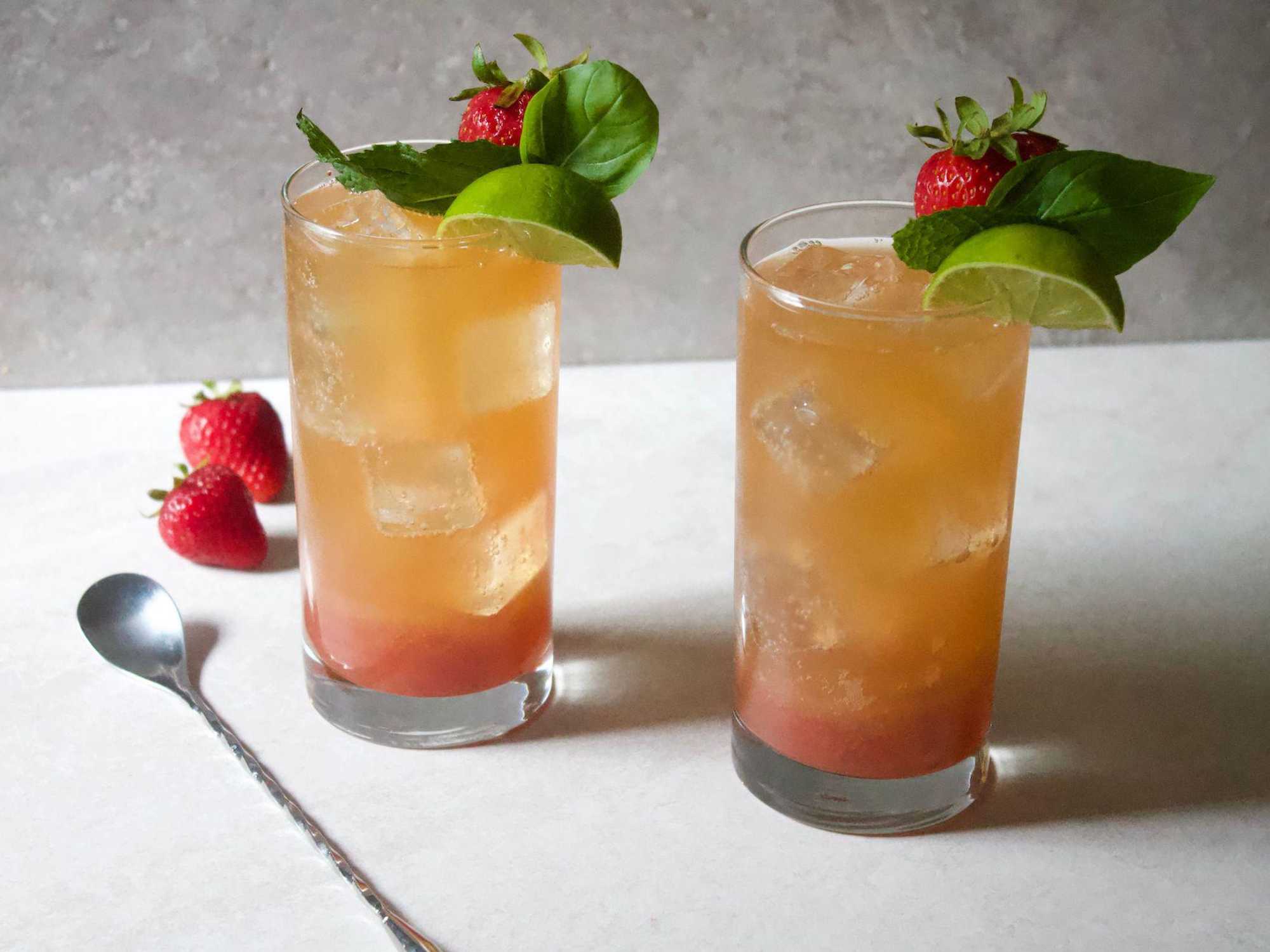 This Easy Kombucha Mocktail Is The Perfect Alcohol Alternative