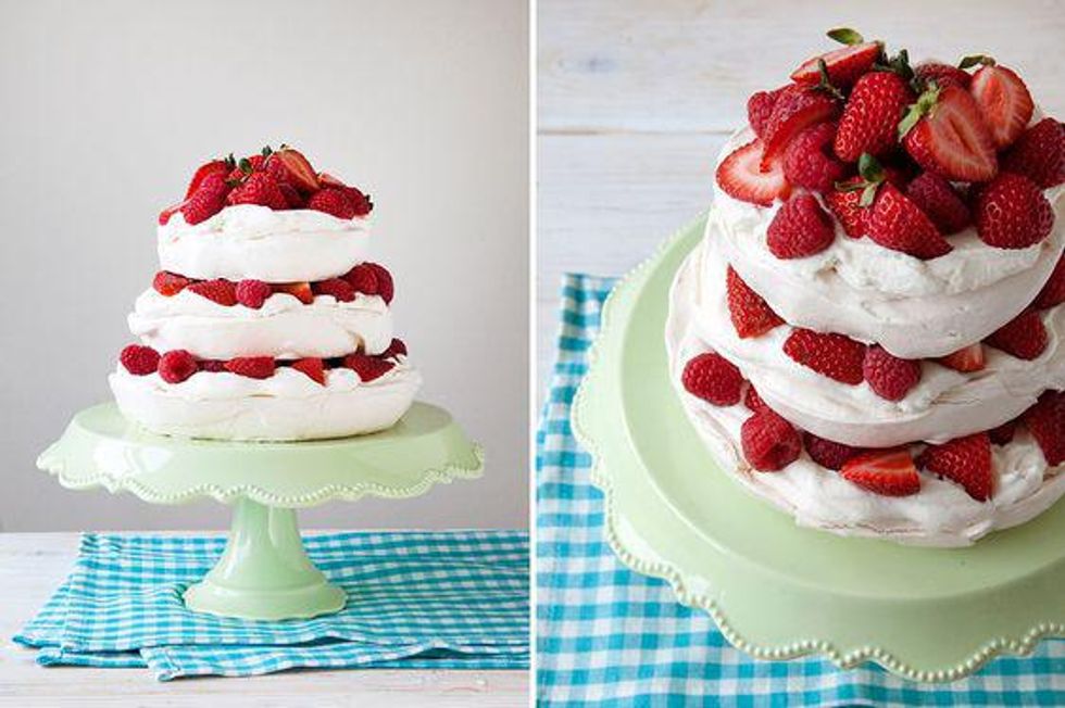 Three-Layer Pavlova Berry Cake