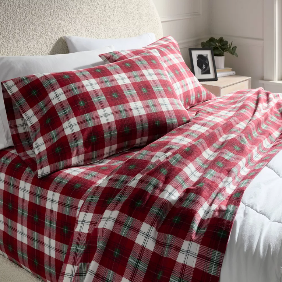 Threshold Ultra Soft Holiday Flannel Sheet Set