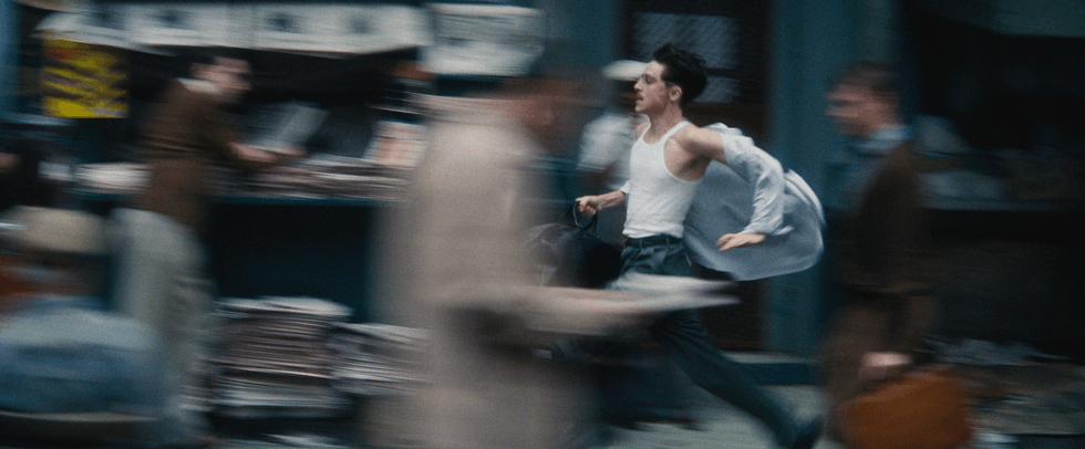 Timoth\u00e9e Chalamet in Marty Supreme