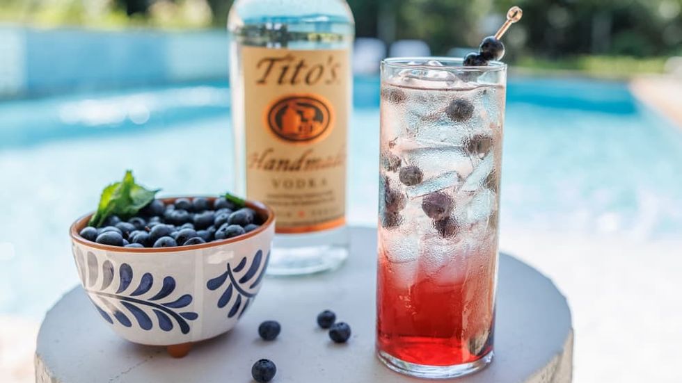 Tito's Berry Sparkler
