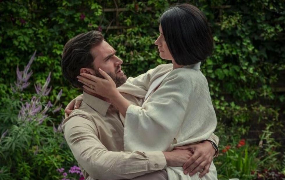 Tom Bateman and Eve Hewson in Behind Her Eyes