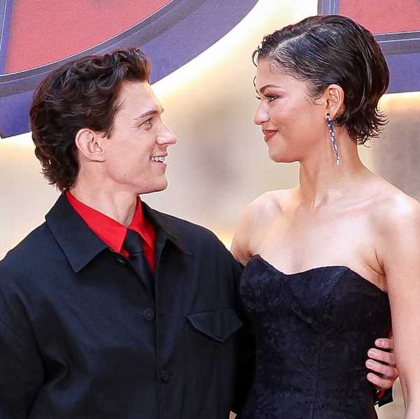 tom holland calls zendaya maree spider man brand new day premiere