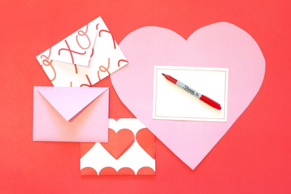 Top Image_Heart Envelope_1100x733