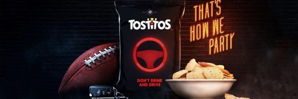 tostitos-delivers-big-game-revelers-a-new-way-to-party-safely-null-HR