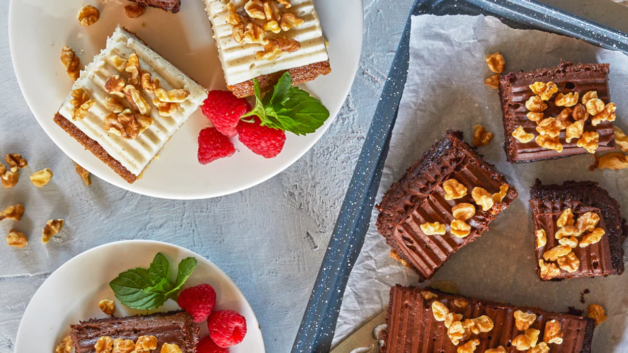 Trader Joe's Cookies 'n Cream Sheet Cake