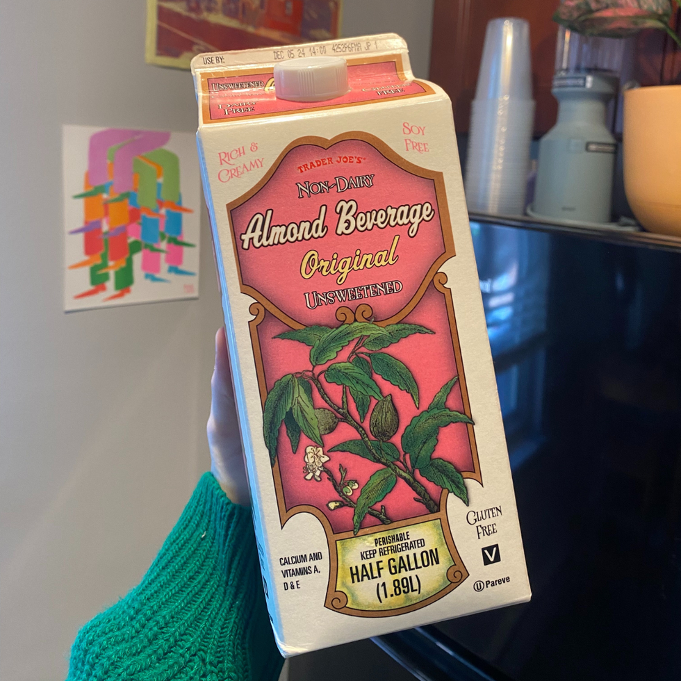 Trader Joe's Unsweetened Non-Dairy Almond Beverage