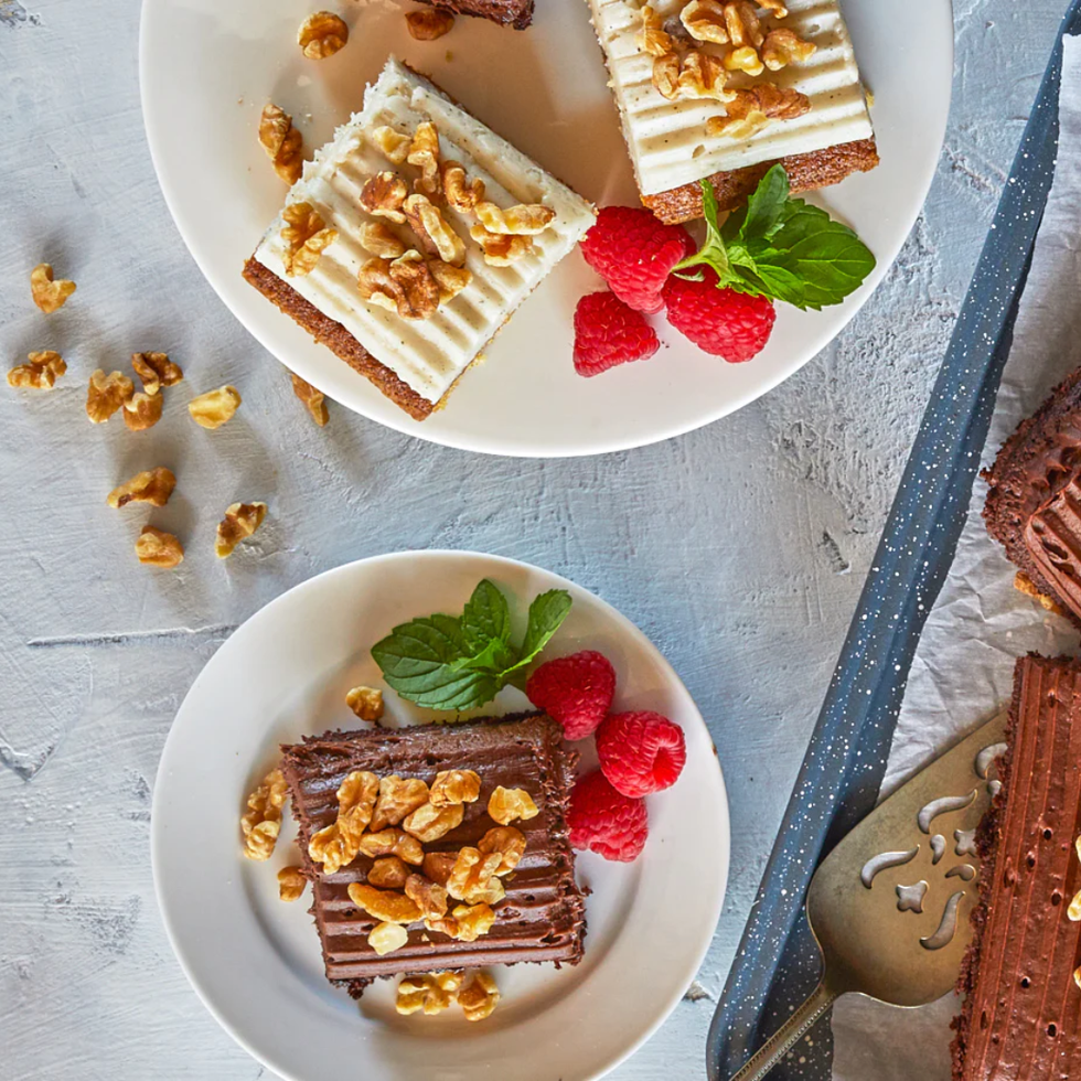 Trader Joe\u2019s Vanilla And Chocolate Mini Sheet Cakes