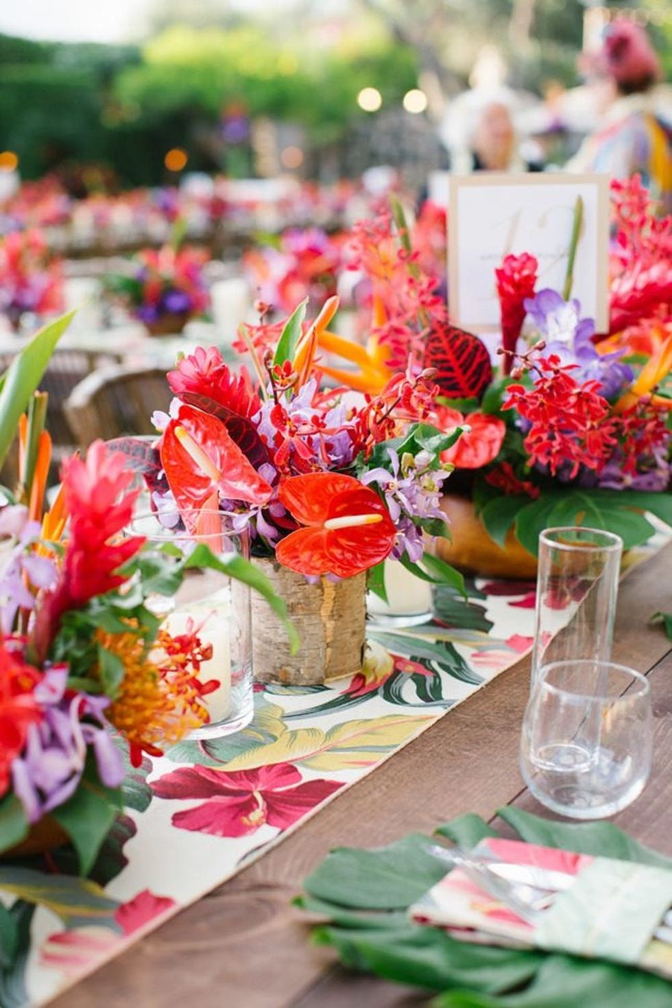 tropical-florals-absolutely-loved-photography-flowers-steven-boyle-design-event-planner-moana-events