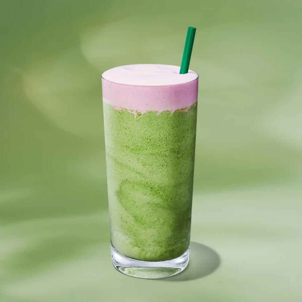 \u200b\u200bStarbucks Strawberry Matcha Strato Frappuccino