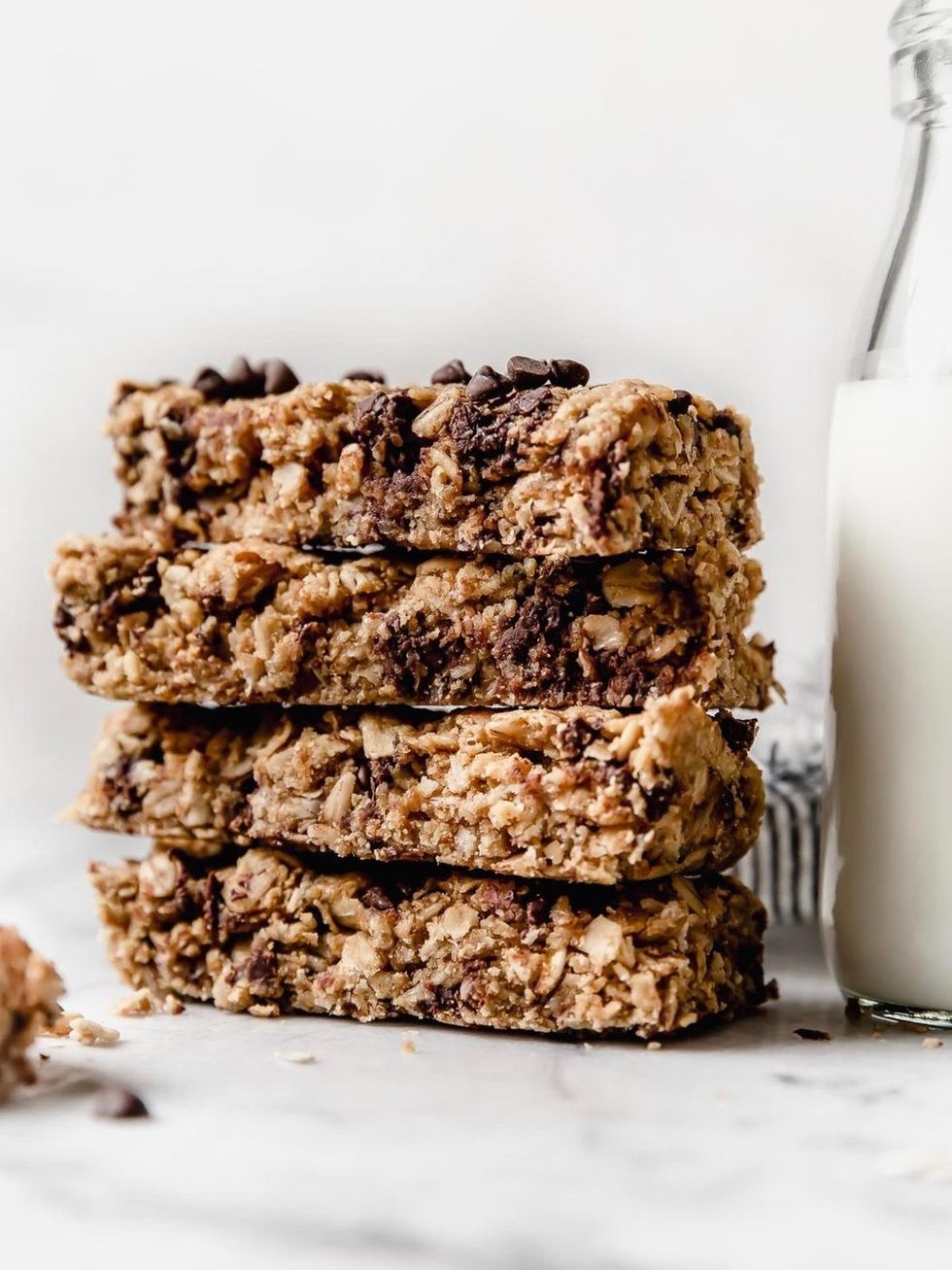 \u200b5-Ingredient Peanut Butter Granola Bars