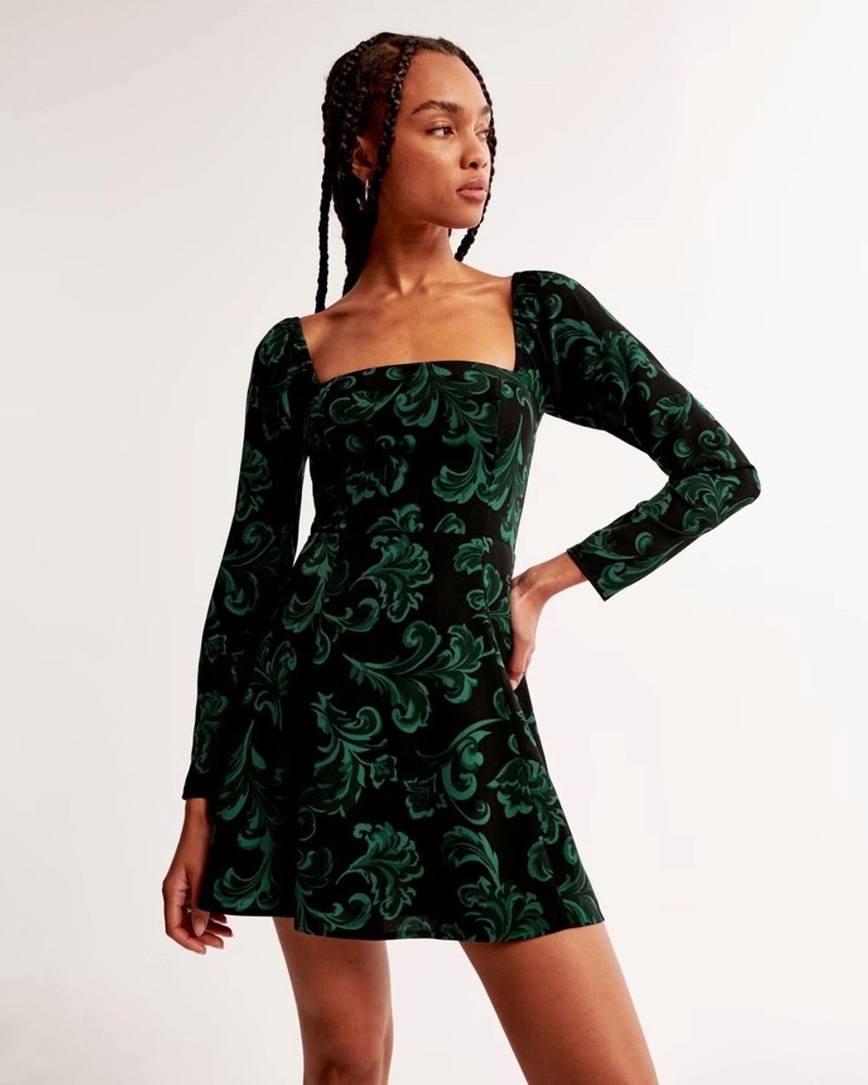 \u200bAbercrombie Long-Sleeve Crepe Mini Dress