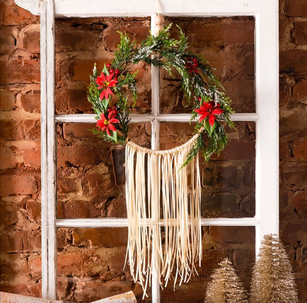 \u200bDIY Holiday Wreath