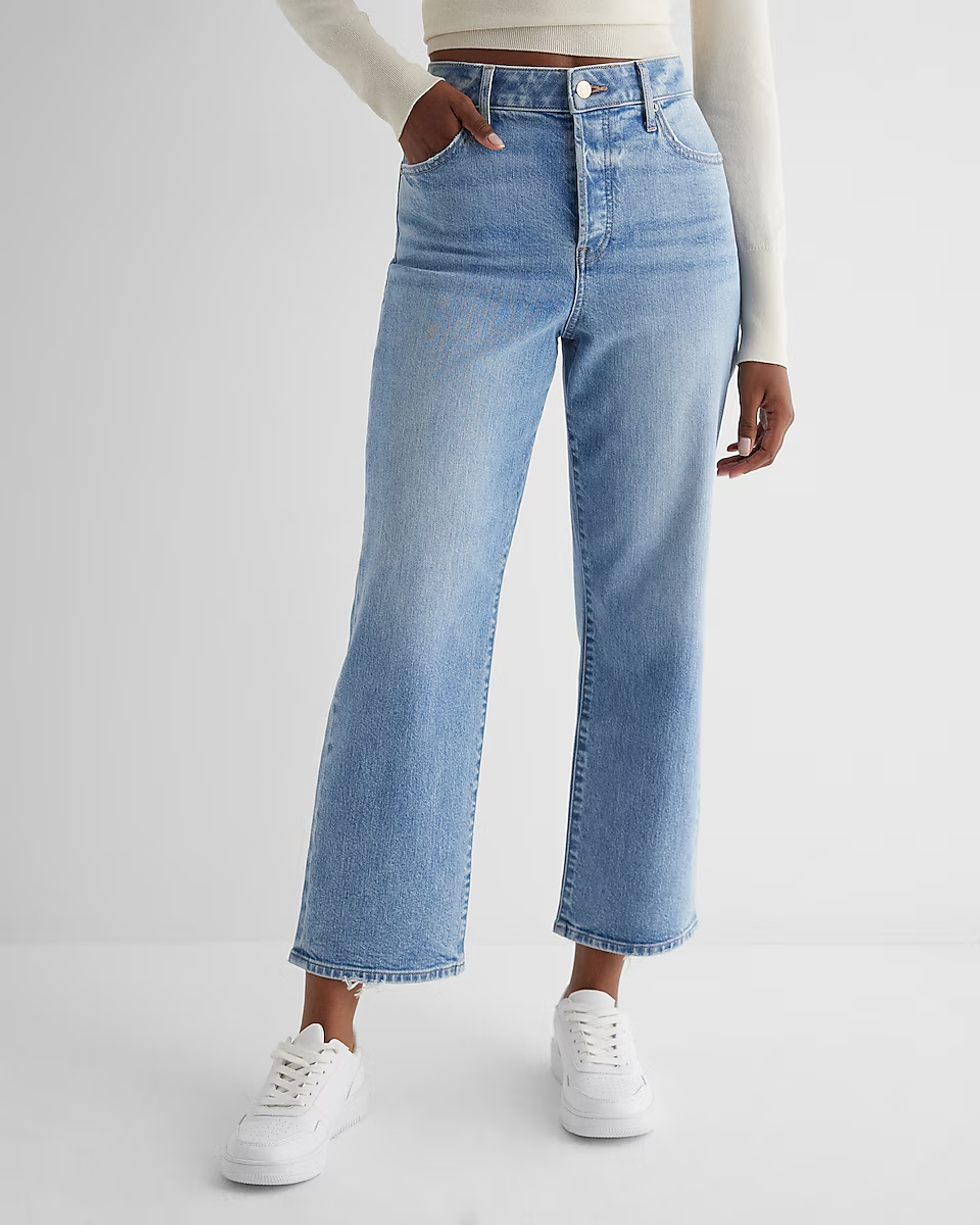 \u200bExpress High Waisted Light Wash Jeans