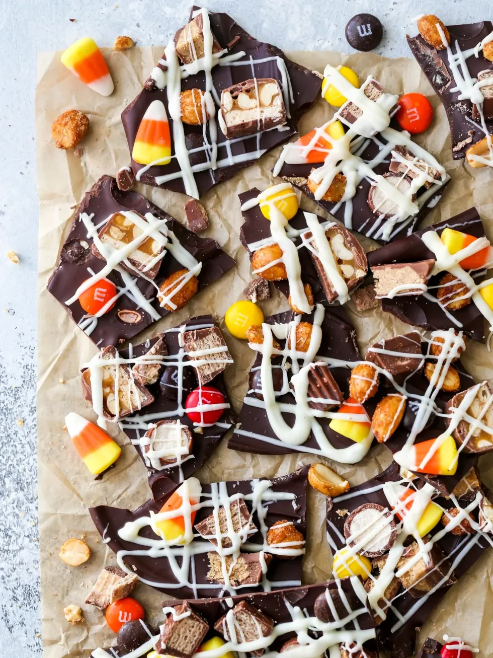 \u200bHalloween Candy Bark