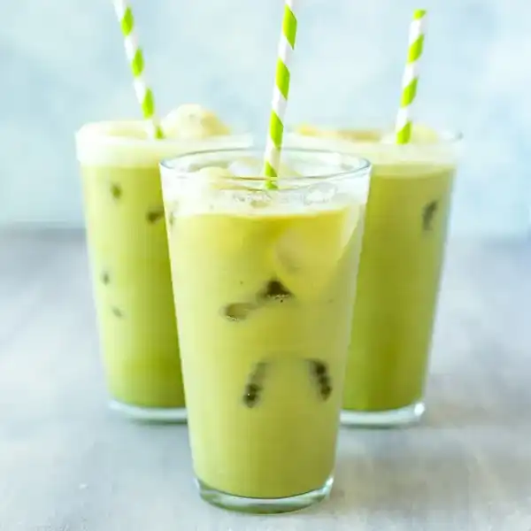 \u200bIced Pineapple Matcha Drink (Starbucks Copycat)