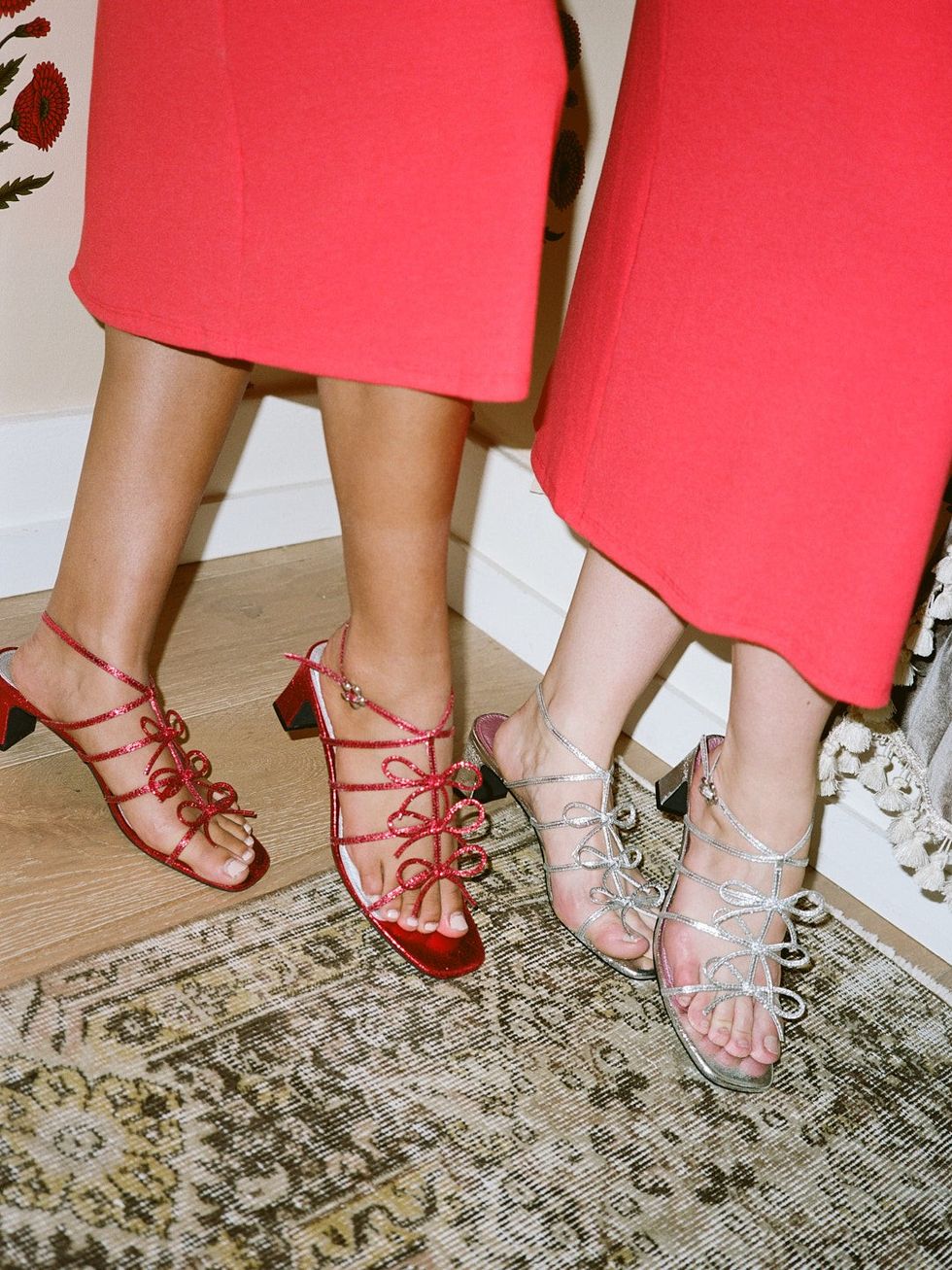 \u200bLisa Says Gah Carrie Bow Sandal