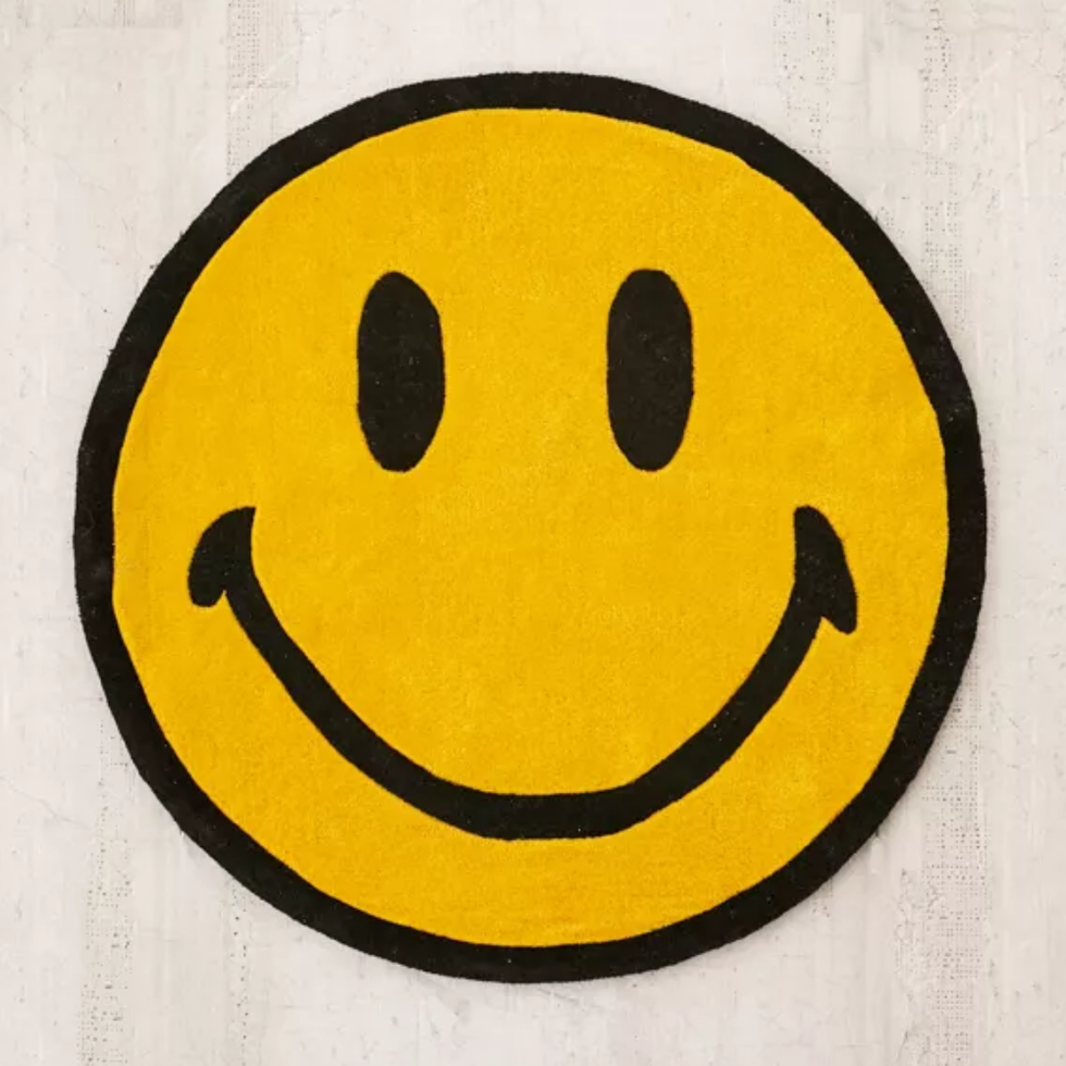 \u200bMA\u00aeKET Smiley Plush