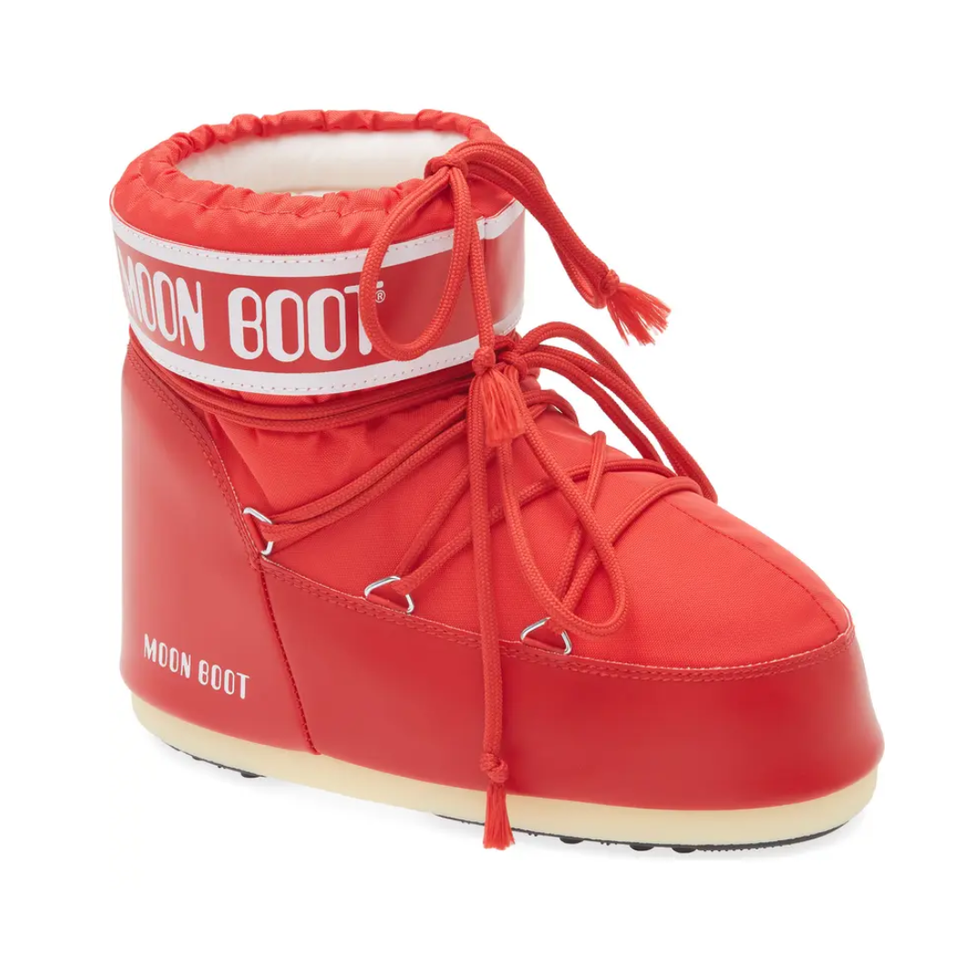 \u200bMoon Boot Classic Low 2 Water Repellent Nylon Boots