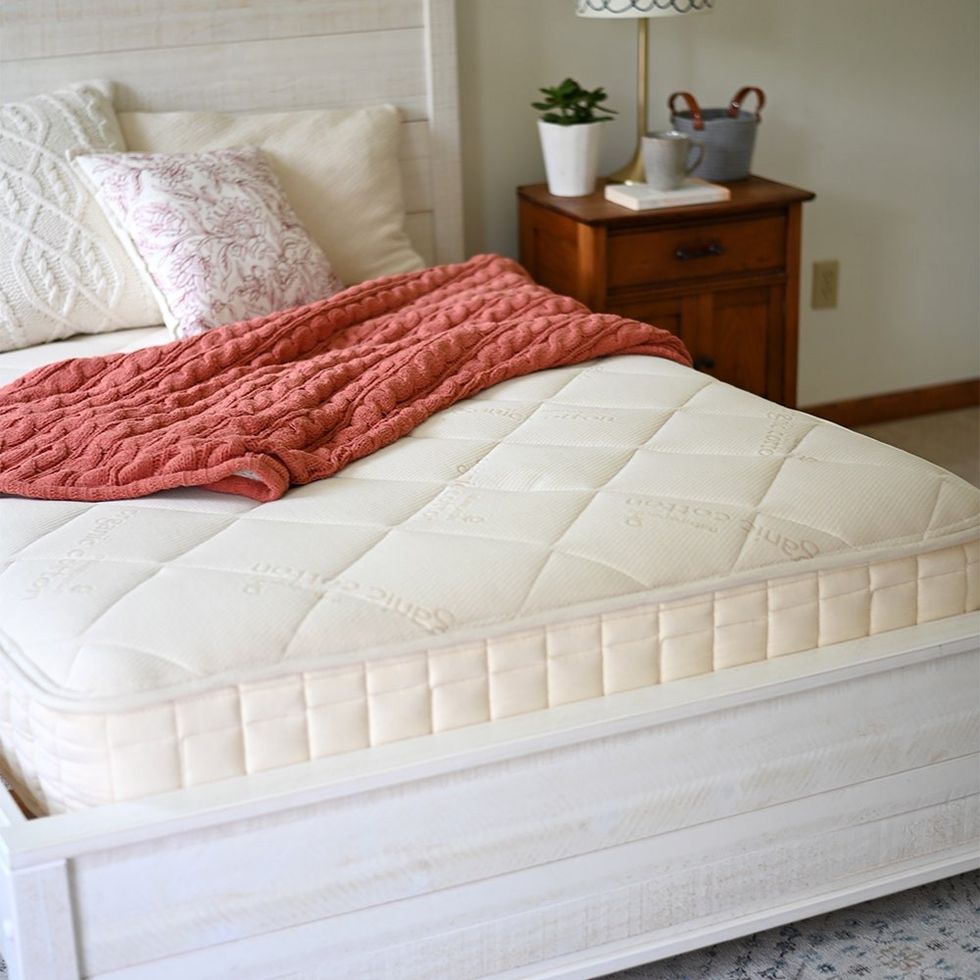 \u200bNaturepedic Serenade Organic Hybrid Mattress