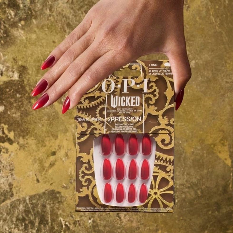 \u200bOPI x Wicked xPRESS/ON 'Totally Ozmopolitan' Nails