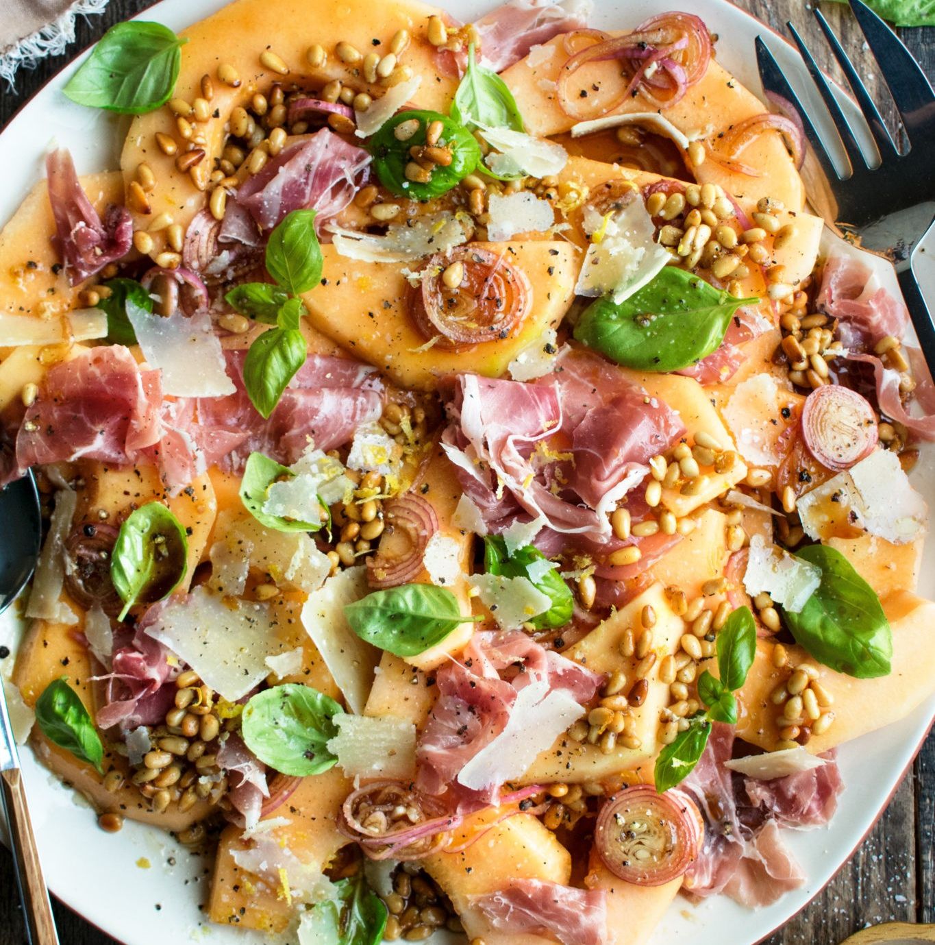 \u200bProsciutto and Melon with Balsamic Shallots