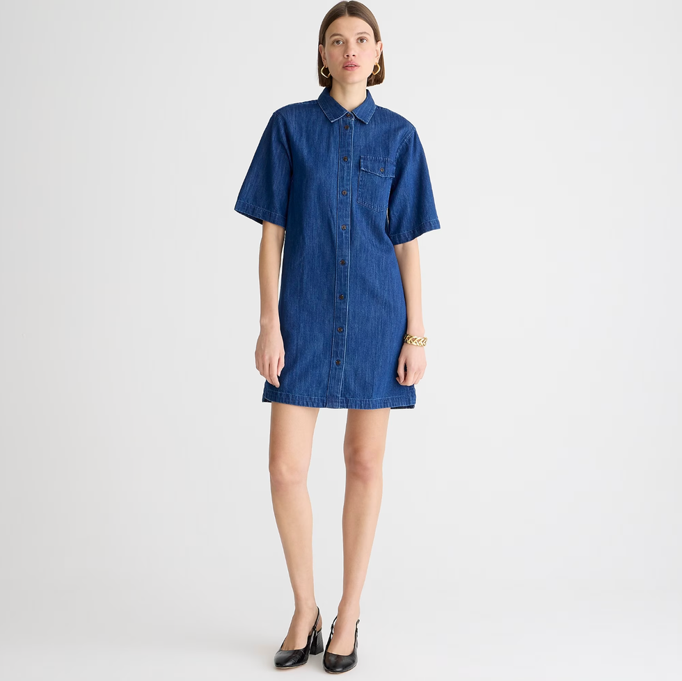 \u200bShort-Sleeve Chambray Dress