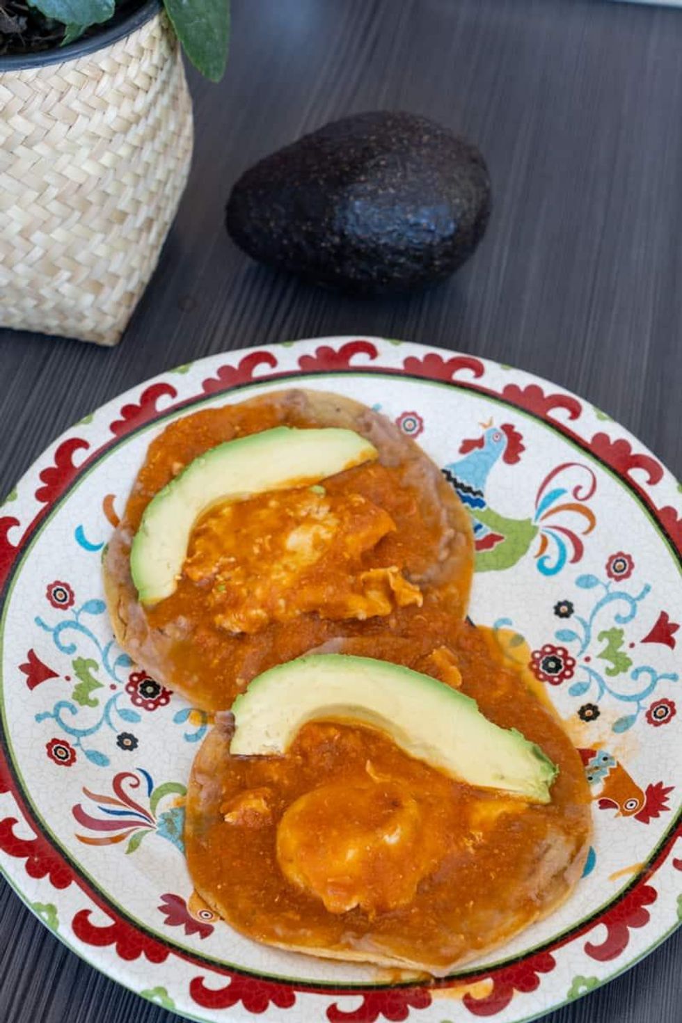\u200bSpicy Mexican Poached Eggs With Avocado