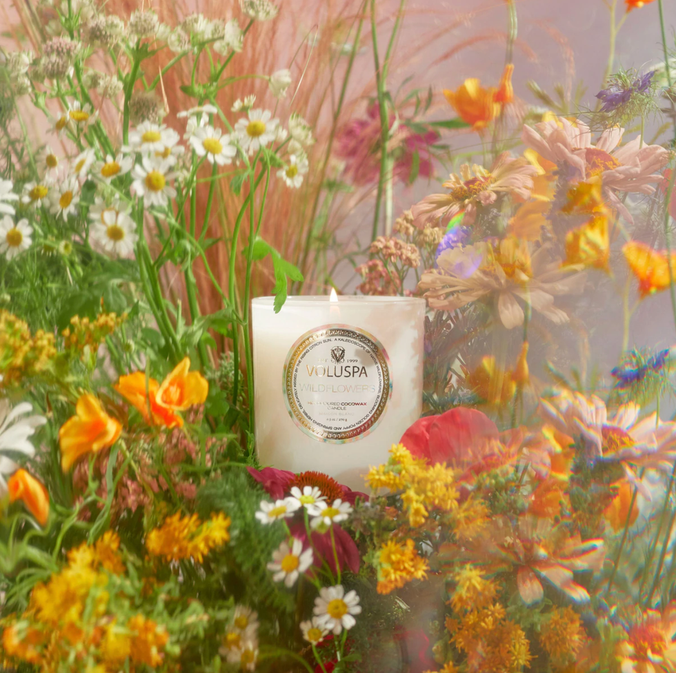 \u200bVoluspa Wildflowers Classic Candle