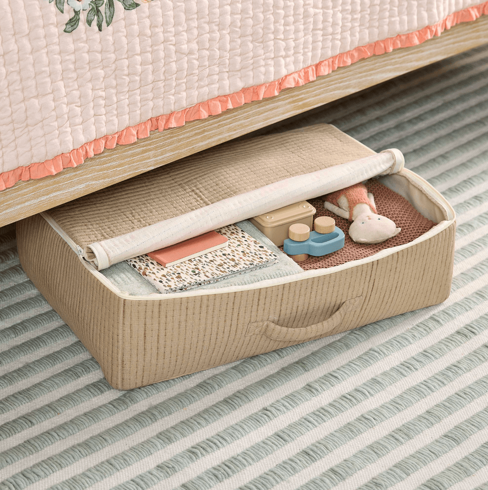 Underbed Storage