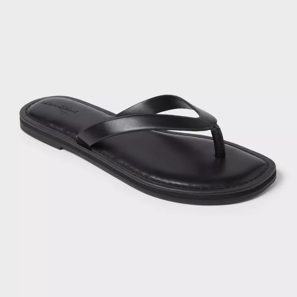 Universal Thread Sherry Thong Flip Flops